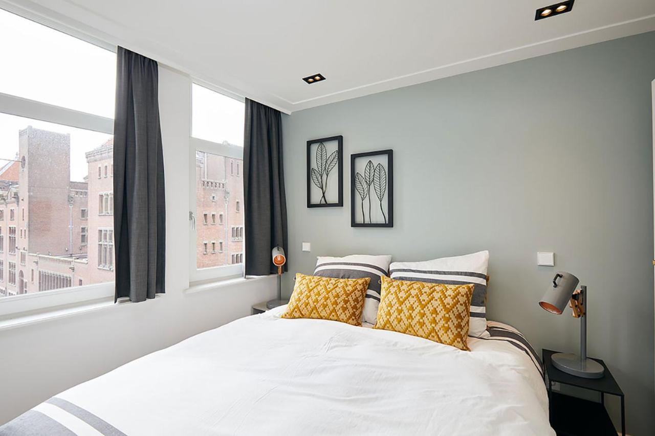 Damrak Short Stay Amsterdam Exterior photo