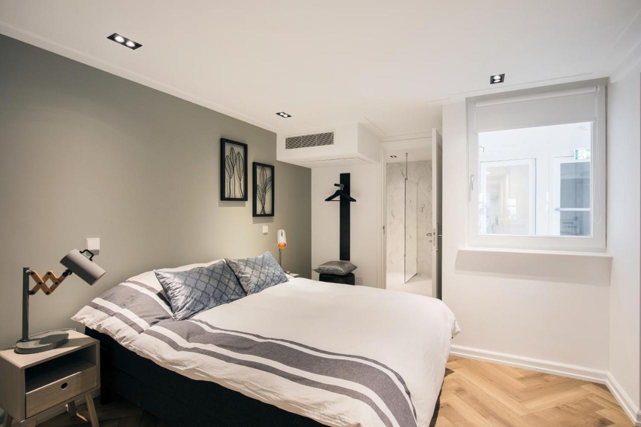 Damrak Short Stay Amsterdam Exterior photo