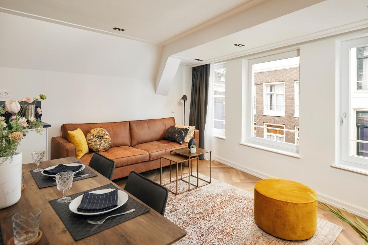 Damrak Short Stay Amsterdam Exterior photo