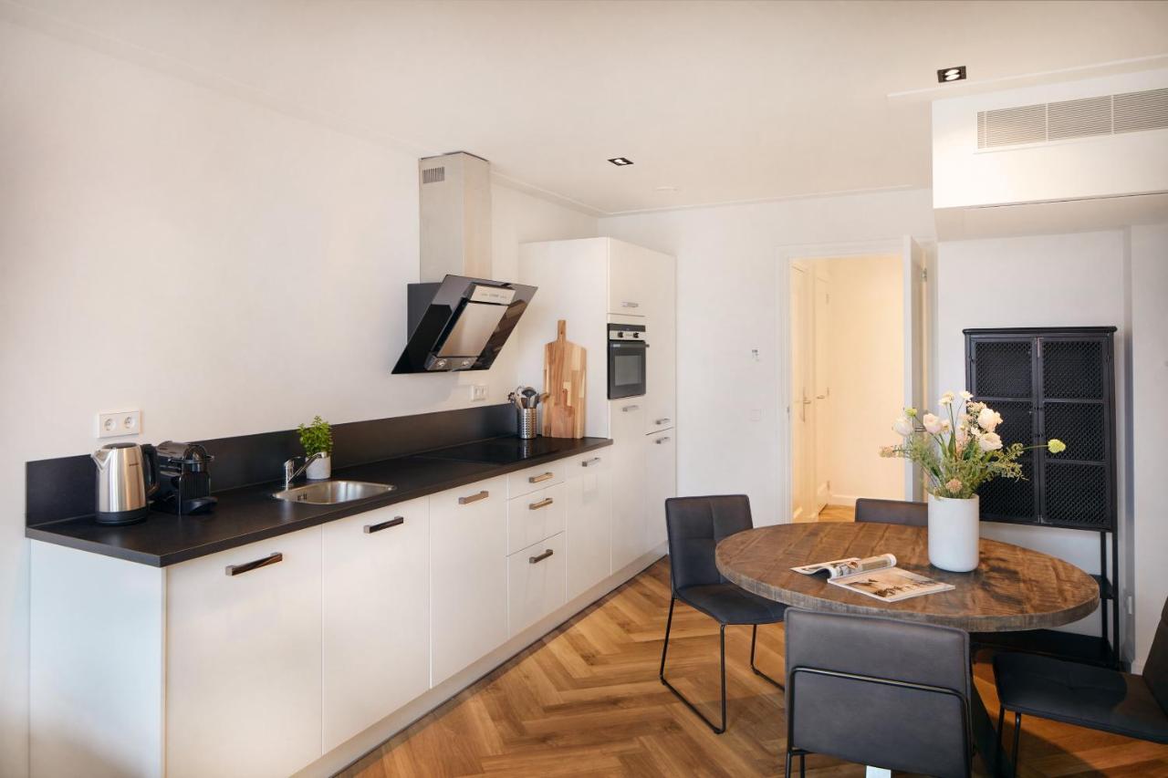 Damrak Short Stay Amsterdam Exterior photo